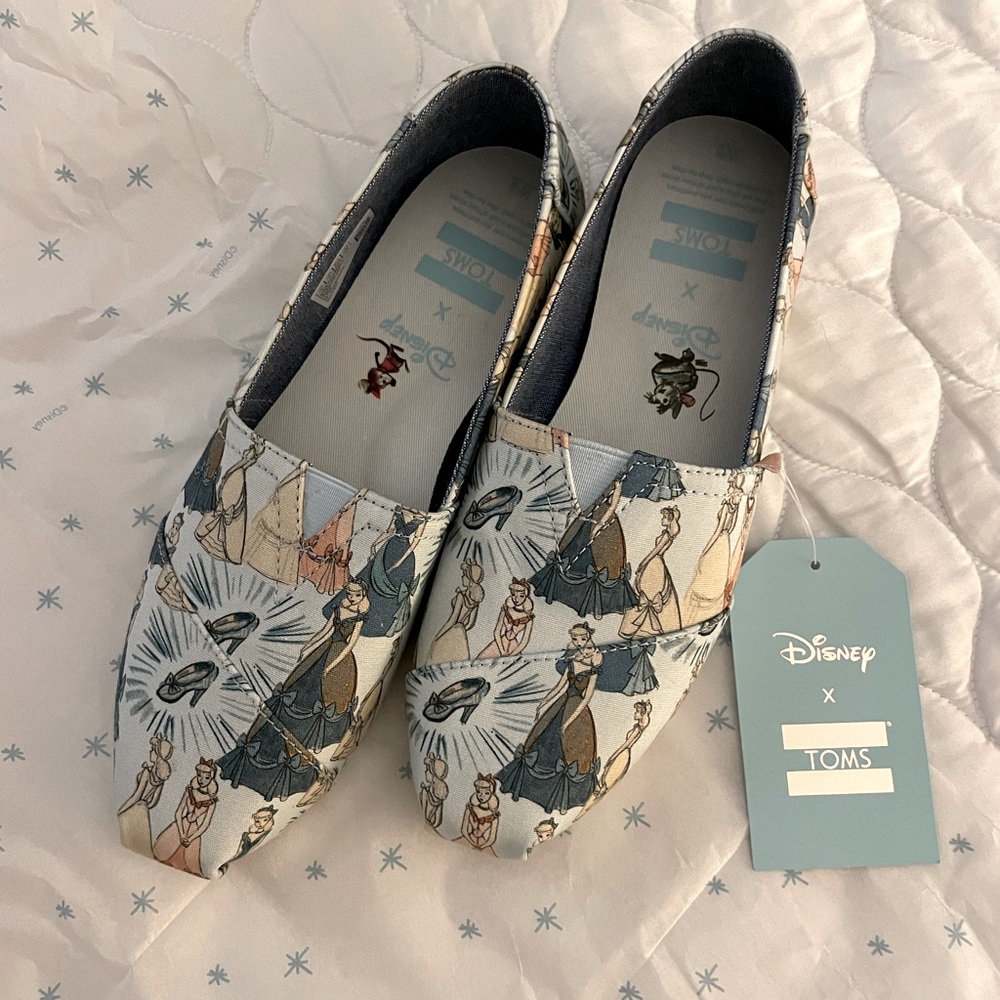 Toms x Disney - Classic Blue Cinderella shoes - Sz 8 - NWT
